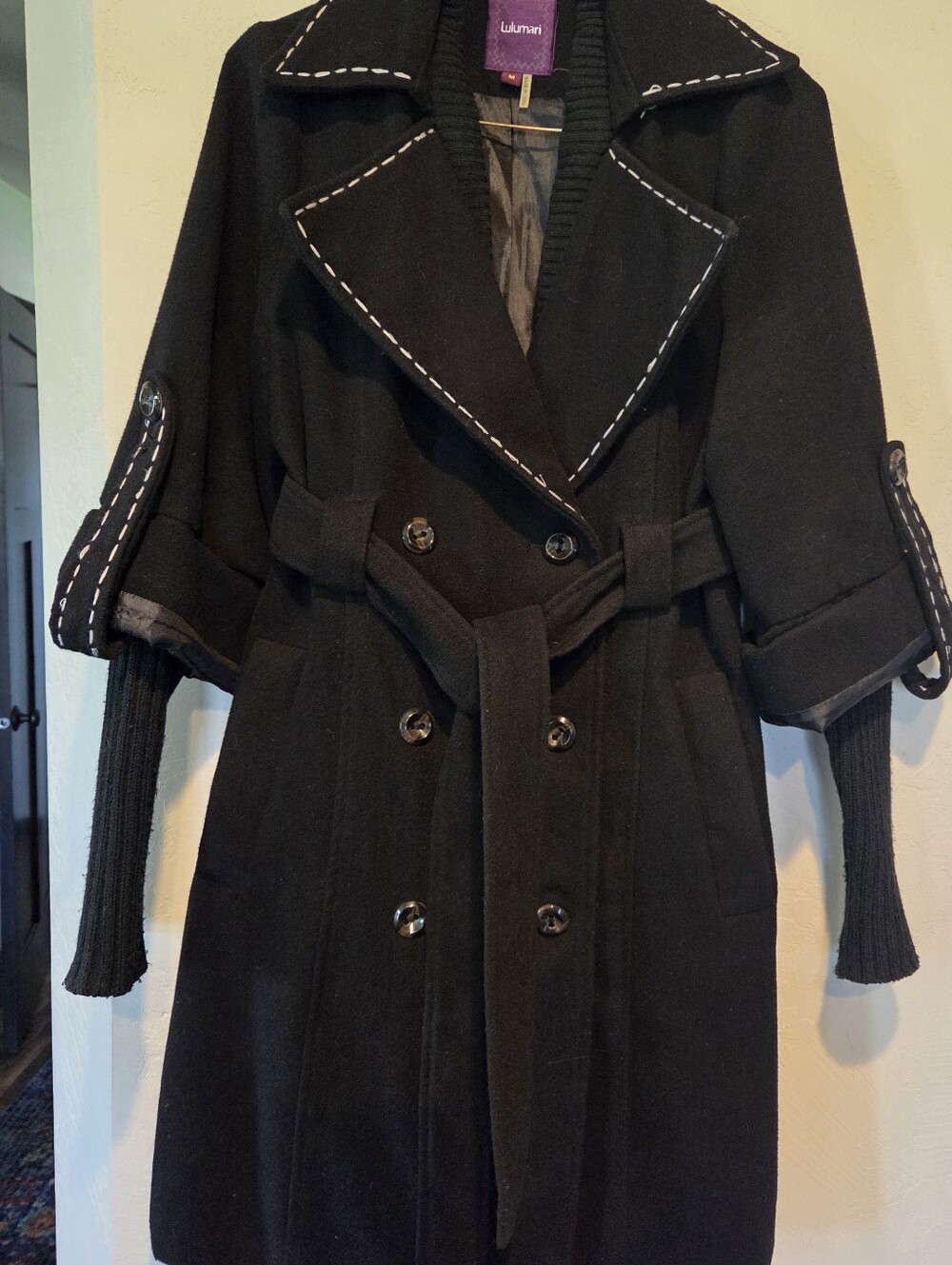 Lulumari Size M Double Breasted Black Coat
